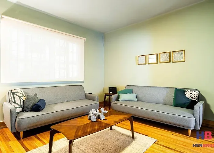 Hermosa Casa Remodelada Con Terraza Privada *