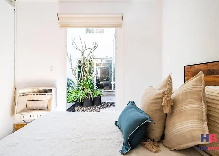 Hermosa Casa Remodelada Con Terraza Privada Cidade do México