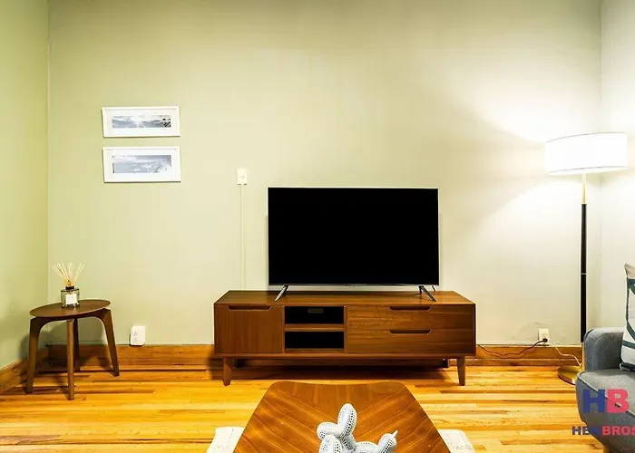 Hermosa Casa Remodelada Con Terraza Privada Casa de férias