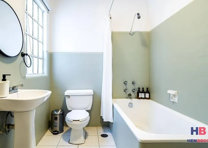 Hermosa Casa Remodelada Con Terraza Privada